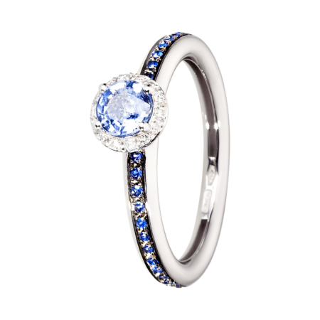 Romance Ring in White Gold